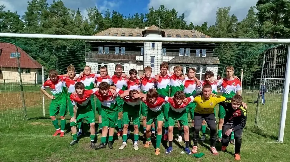 Junior Młodszy SKS Gwardia Szczytno przegrał z Czarnymi Olecko 4:5