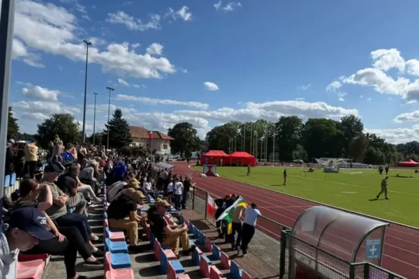 Wojewódzkie zawody sportowo-pożarnicze w Pasłęku – reprezentanci powiatu w akcji