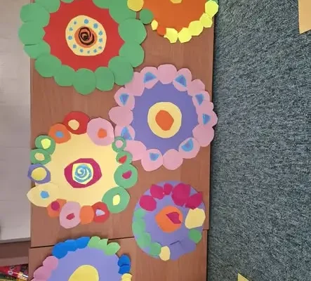 Mali Plastycy świętowali Międzynarodowy Dzień Kropki