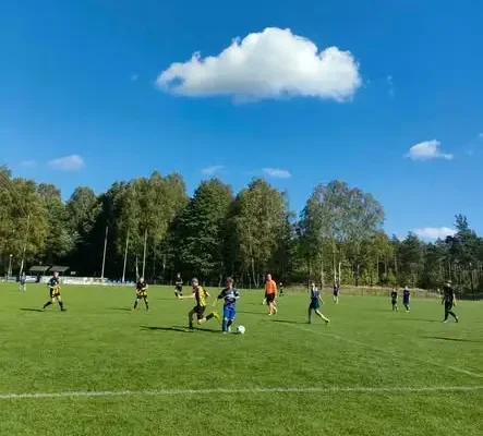 Trampkarze Omulew Wielbark rozgromili Błękitnych Stary Olsztyn 10:0