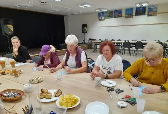 Warsztaty „Słowa mają moc” i ognisko integracyjne dla seniorów