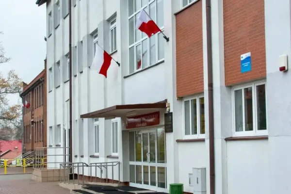 Zbiórka na defibrylatory AED dla szkoły w Dźwierzutach