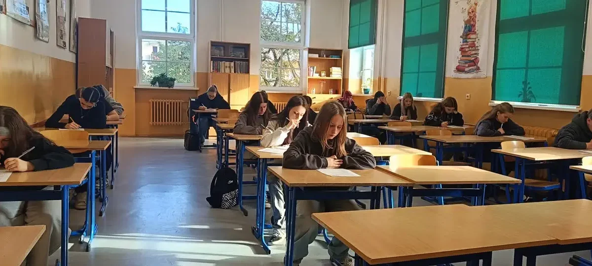 Uczniowie ze Szczytna rywalizują w IV Konkursie Wiedzy o Rynku